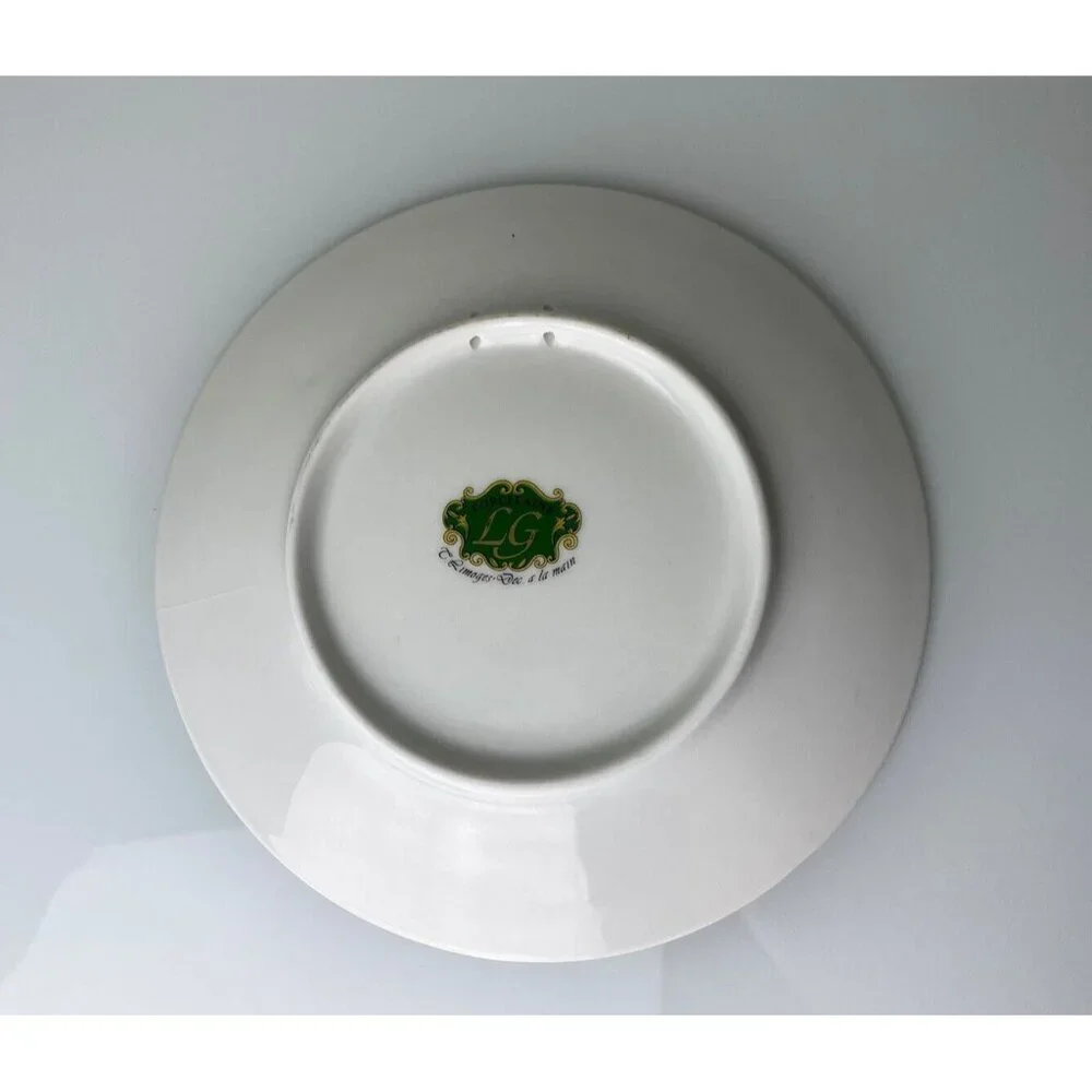 Porcelaine LG C. Limoges Dec. a la main Fully Decorated Floral Plate, Wall Decor